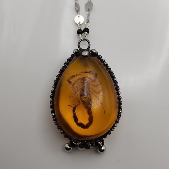 Amber Scorpion Necklace - Picture 5 of 7